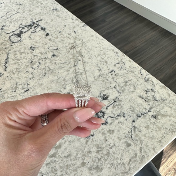 David Yurman Sterling Silver Wheaton Pave Diamond Ring Size 5.5- excellent cond - Picture 2 of 3